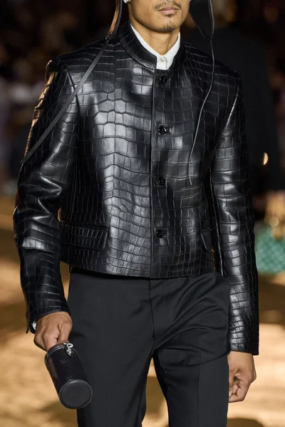 Look 148